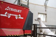 Triomatic T30, Robot d'alimentation sur roues